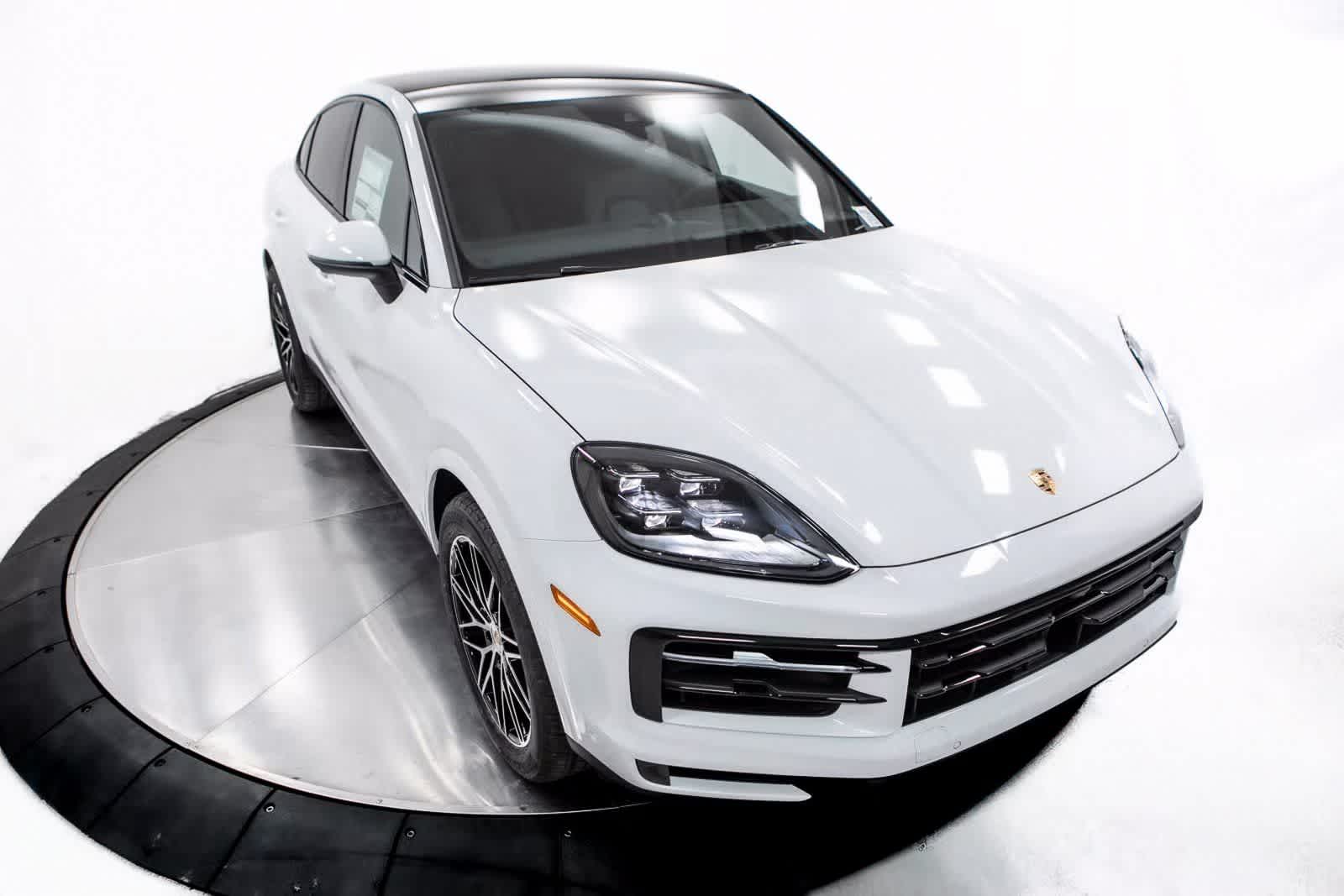 Thumbnail: 2025 Porsche Cayenne - 40