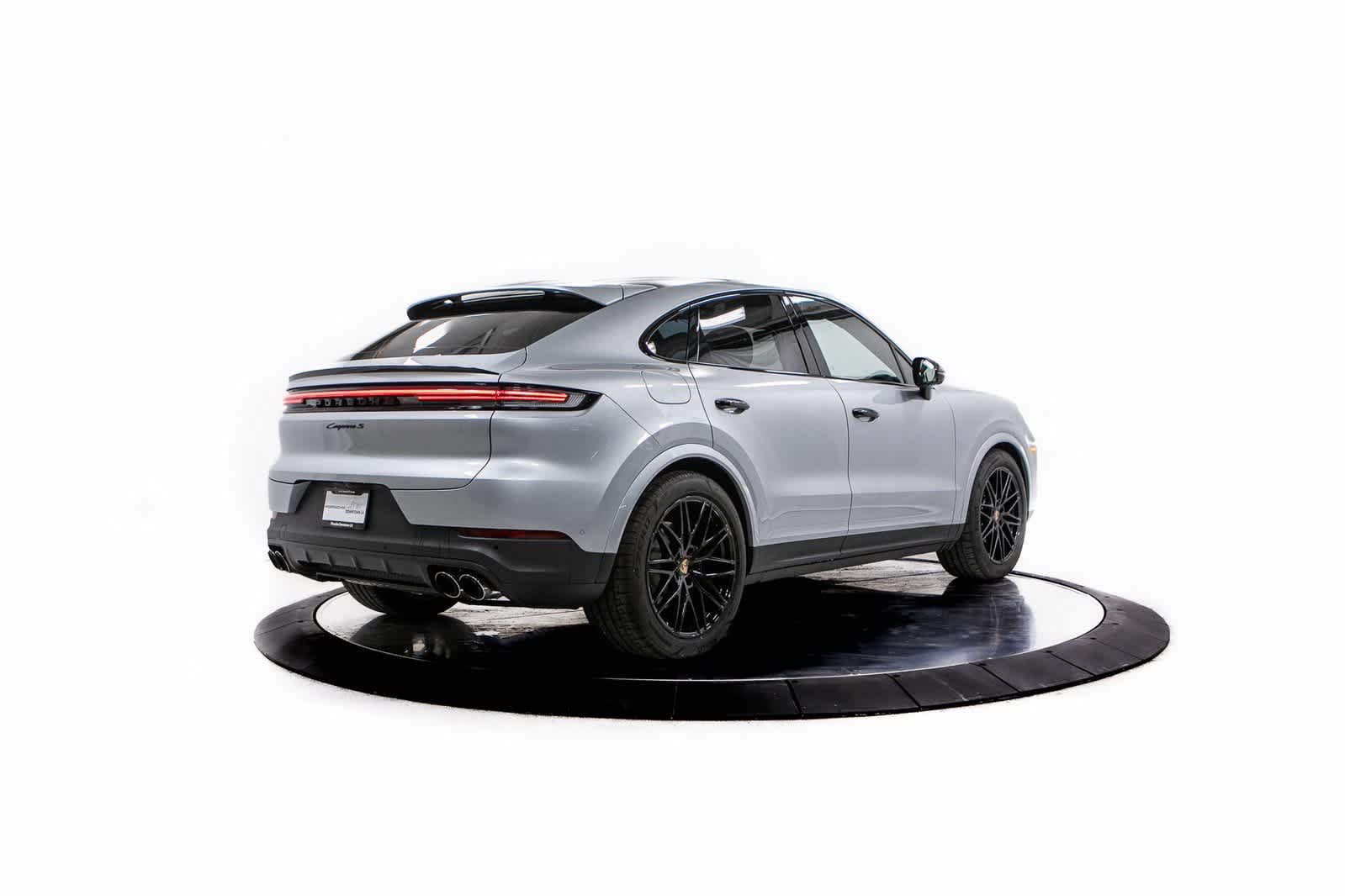 Thumbnail: 2025 Porsche Cayenne - 7