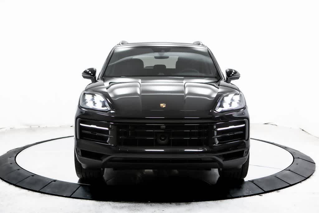 Thumbnail: 2025 Porsche Cayenne - 10