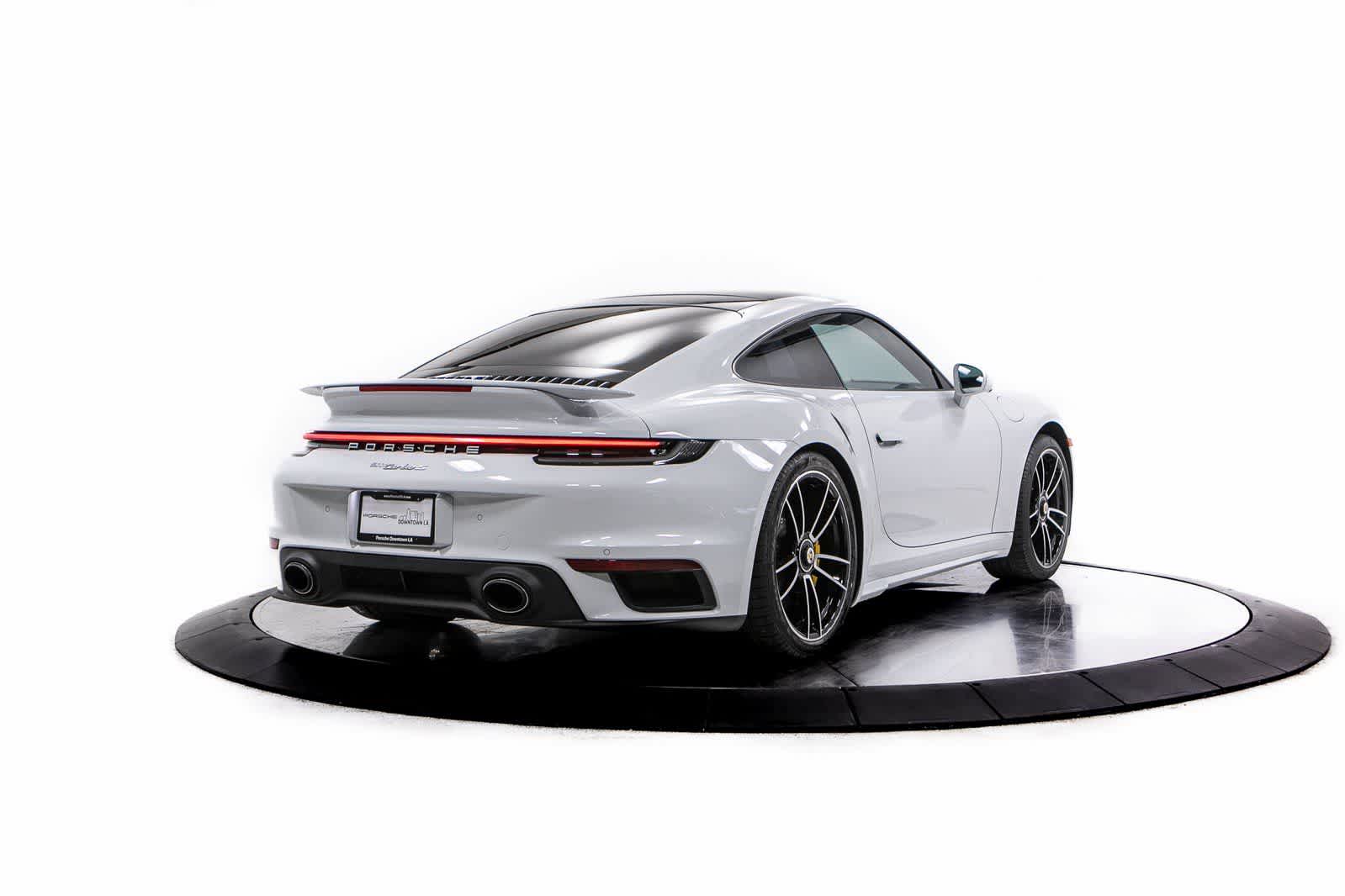 Thumbnail: 2021 Porsche 911 - 7