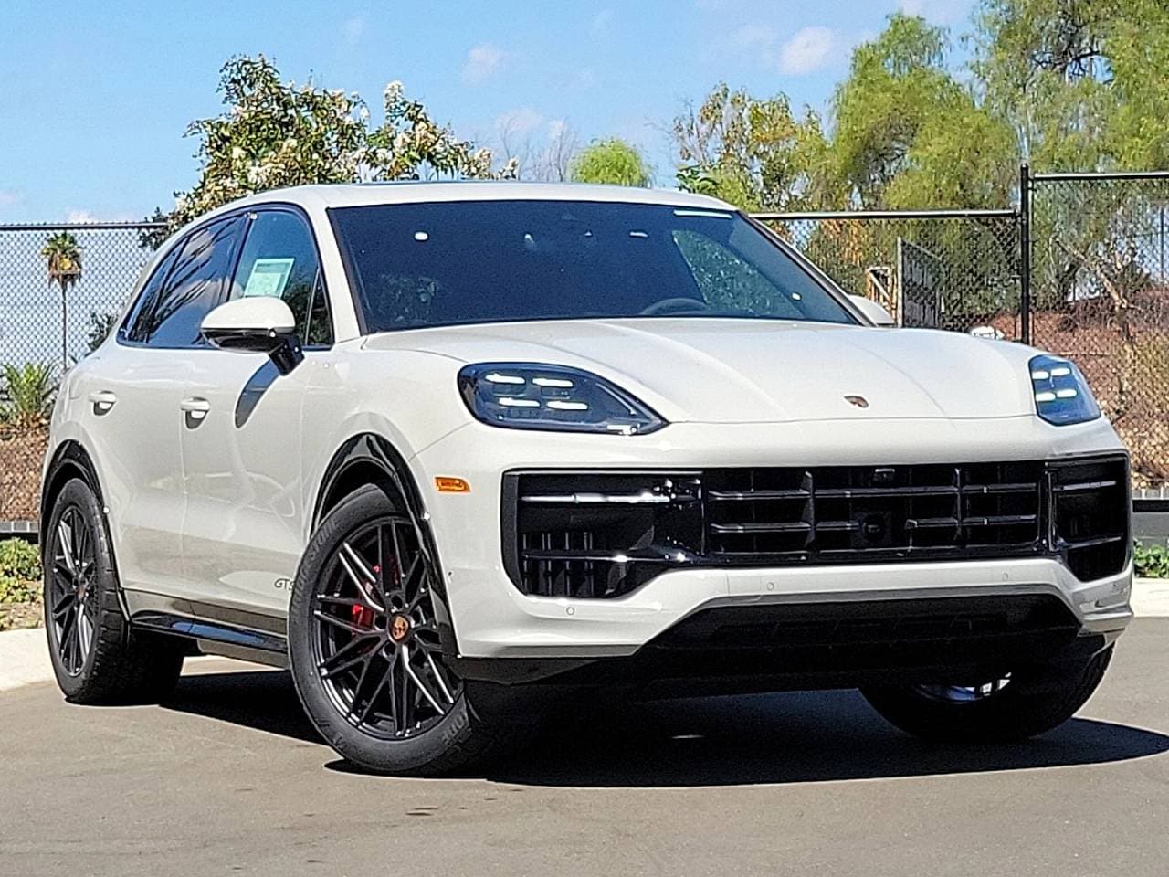 Thumbnail: 2026 Porsche Cayenne - 9