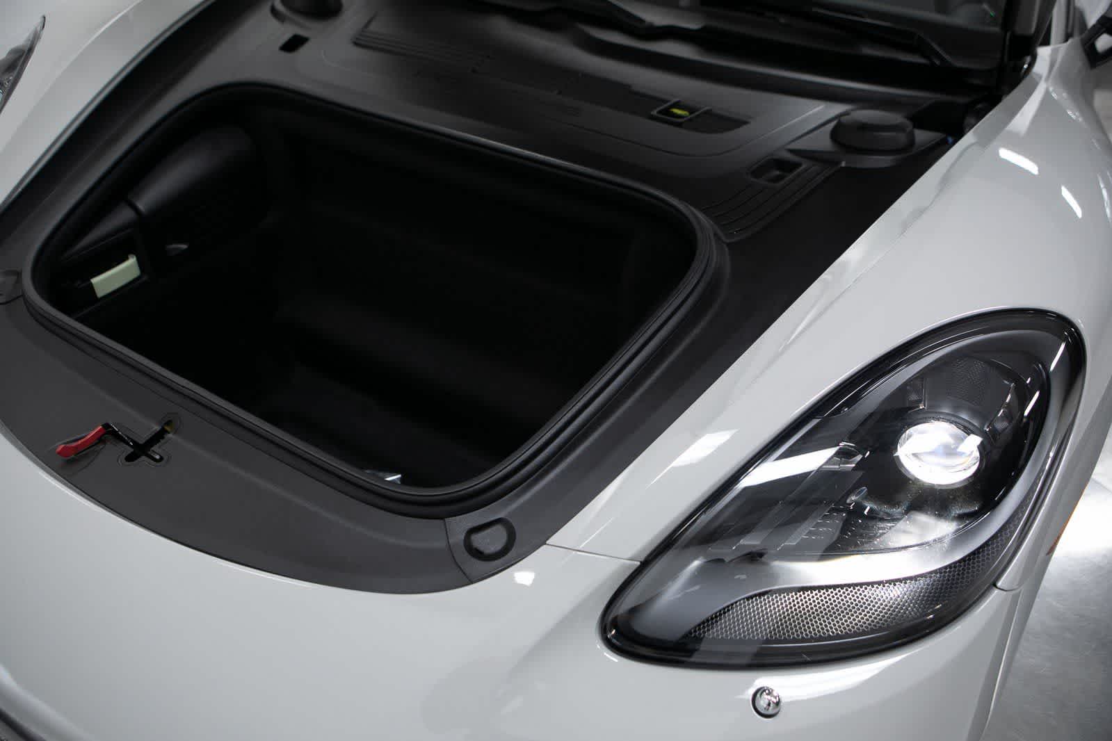 Thumbnail: 2025 Porsche 718 Boxster - 27