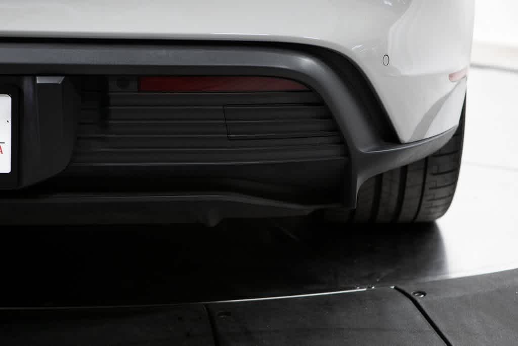 Thumbnail: 2023 Porsche Taycan - 38