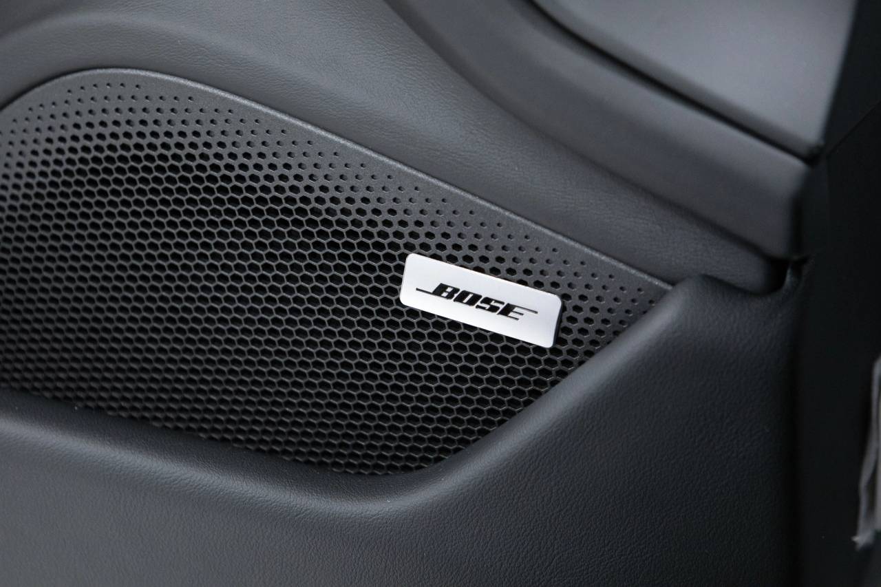 Thumbnail: 2026 Porsche Taycan - 34