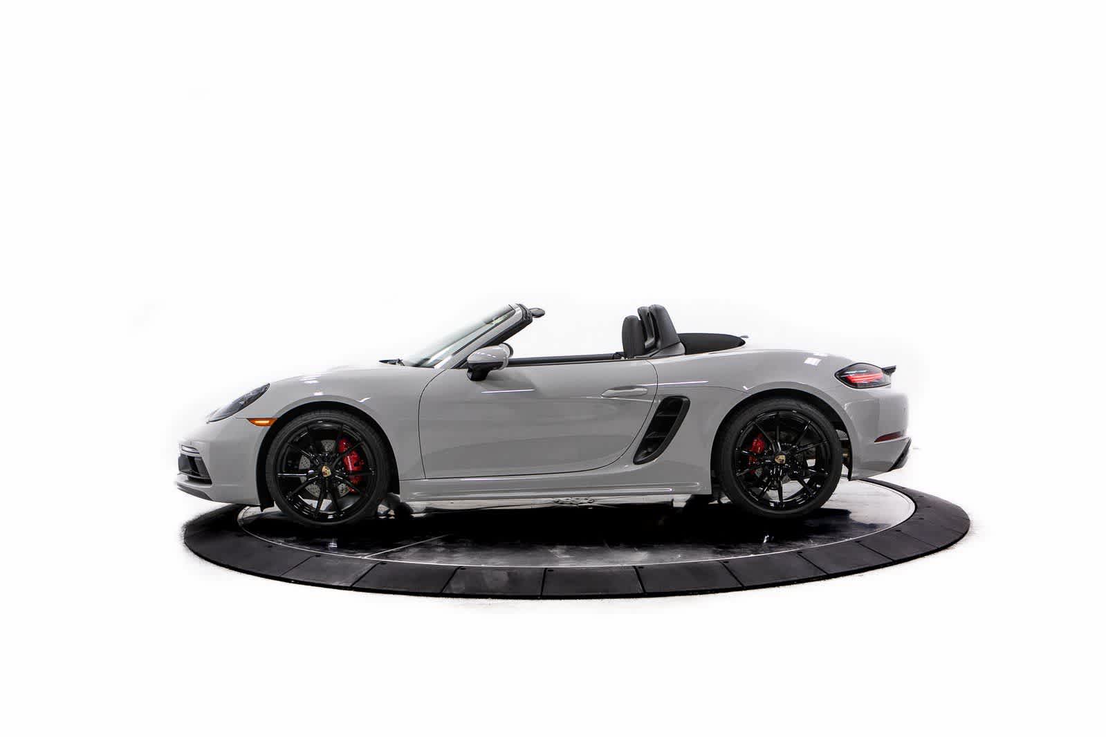 Thumbnail: 2025 Porsche 718 Boxster - 2