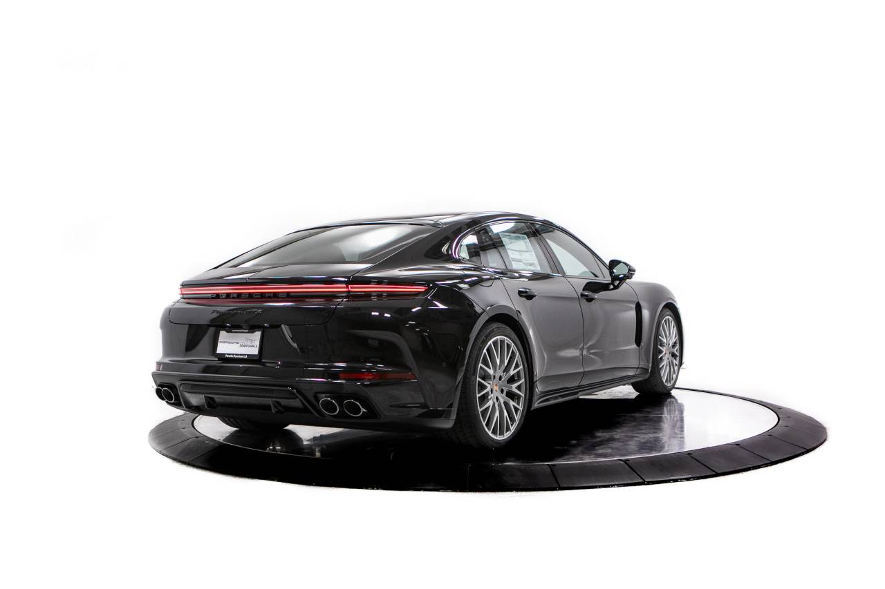 Thumbnail: 2026 Porsche Panamera - 7
