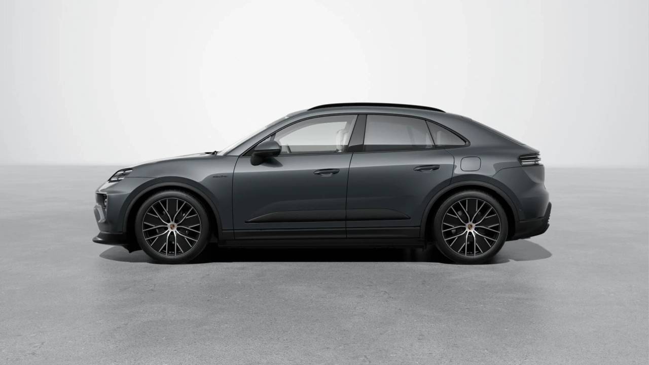 Thumbnail: 2026 Porsche Macan - 2
