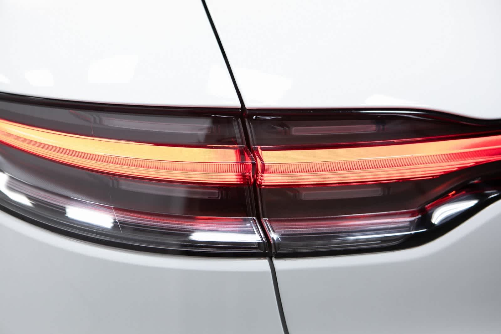 Thumbnail: 2024 Porsche Macan - 36