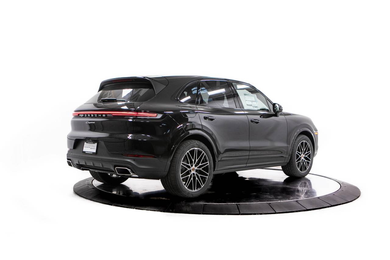 Thumbnail: 2026 Porsche Cayenne - 7