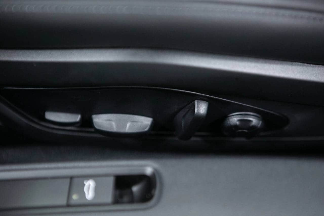 Thumbnail: 2026 Porsche 911 - 24