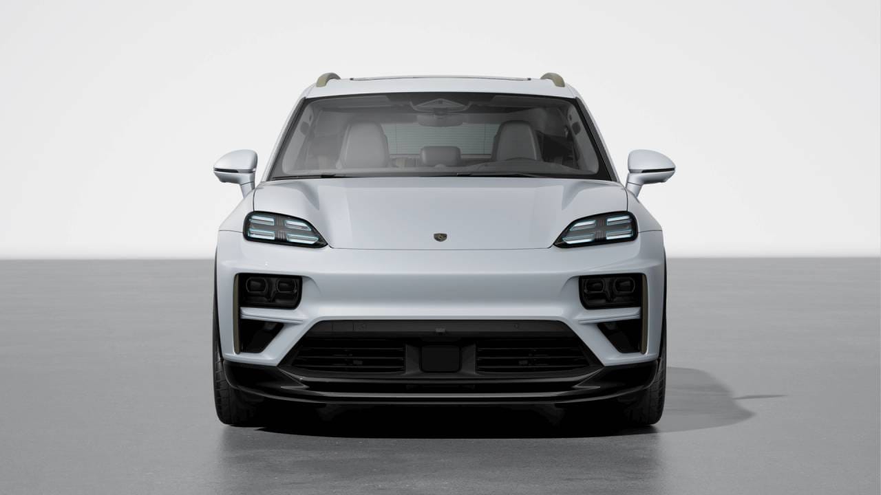 Thumbnail: 2026 Porsche Macan - 8