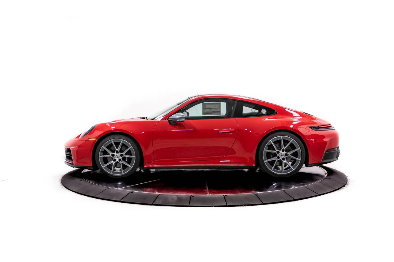 Thumbnail: 2026 Porsche 911 - 2