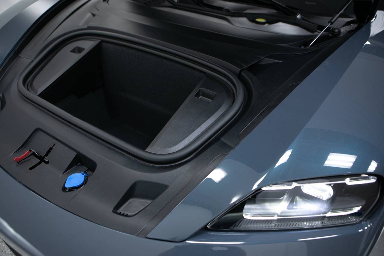 Thumbnail: 2026 Porsche Taycan - 39