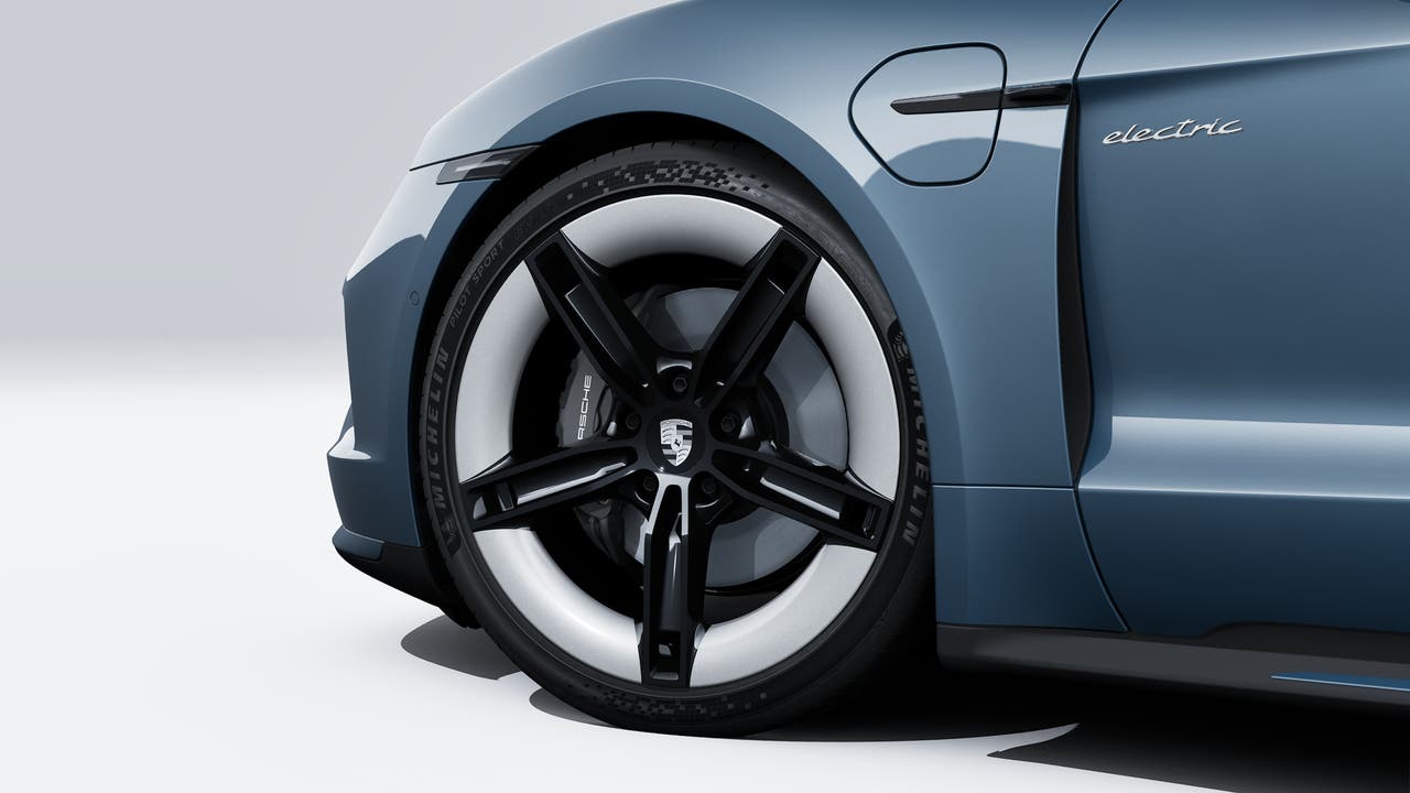 Thumbnail: 2026 Porsche Taycan - 10