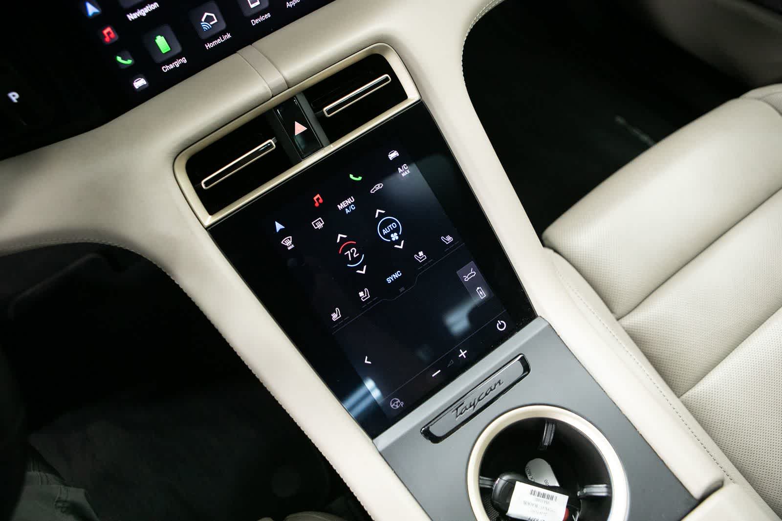 Thumbnail: 2024 Porsche Taycan - 28