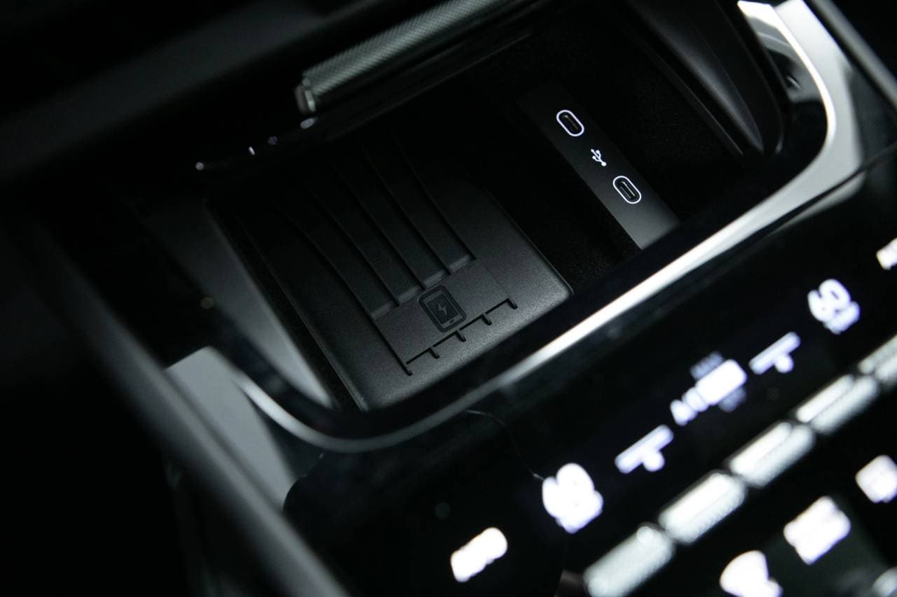 Thumbnail: 2026 Porsche Cayenne - 30