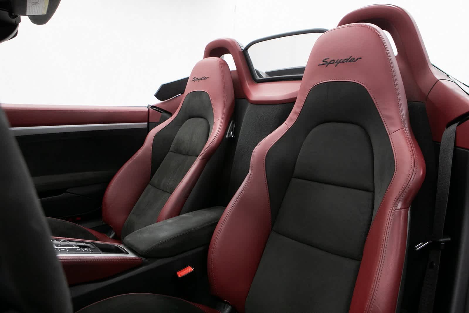 Thumbnail: 2022 Porsche  - 5