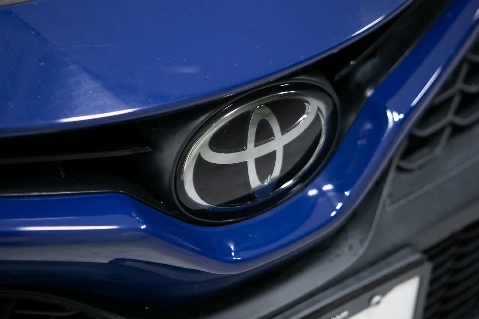 Thumbnail: 2023 Toyota Camry - 30