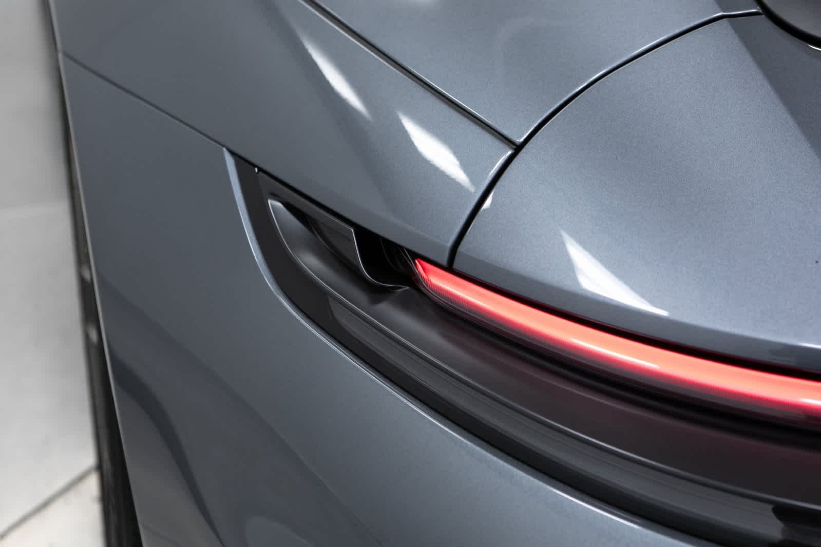 Thumbnail: 2025 Porsche 911 - 32