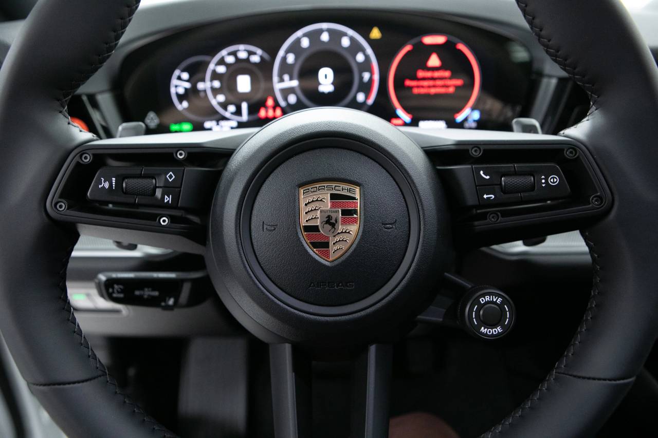 Thumbnail: 2026 Porsche  - 21