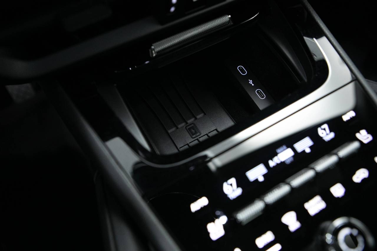 Thumbnail: 2026 Porsche Cayenne - 30