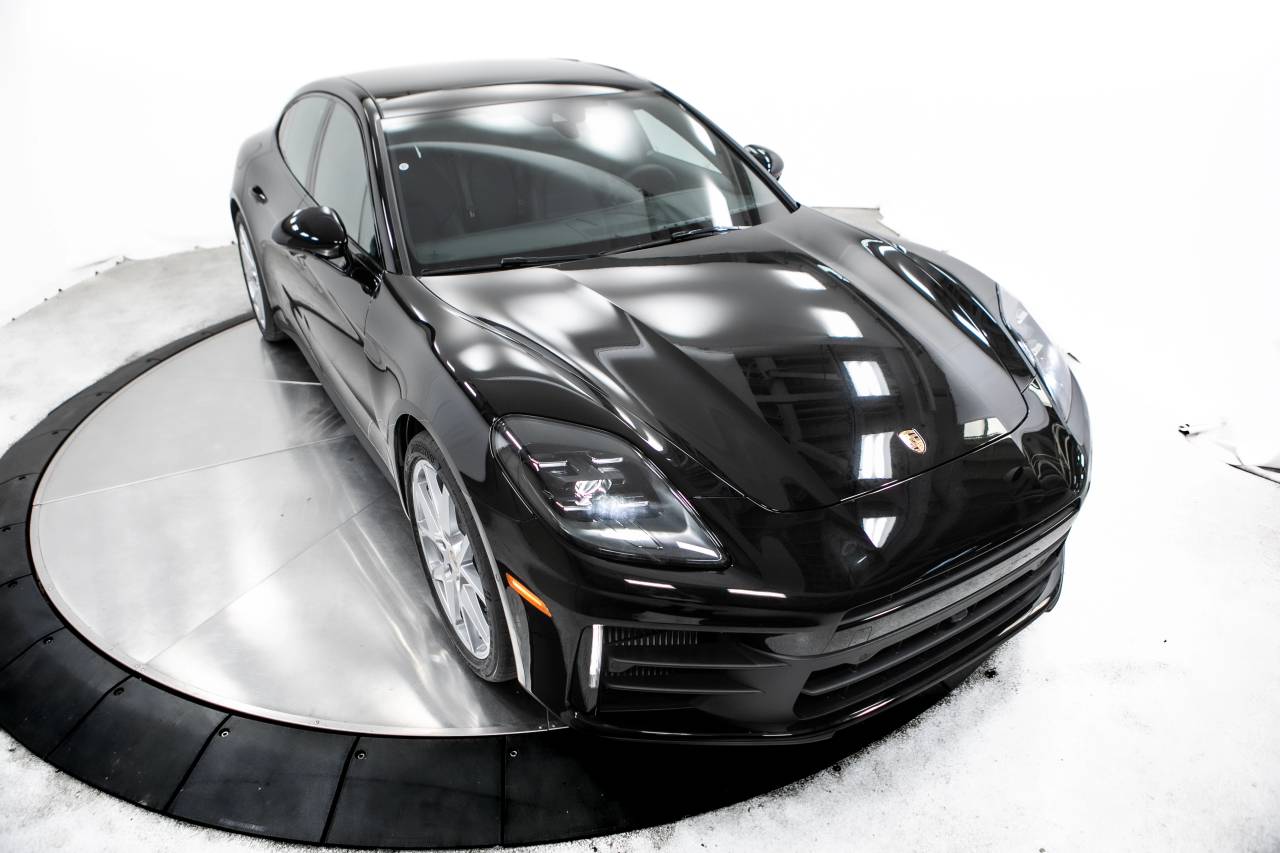 Thumbnail: 2025 Porsche Panamera - 21