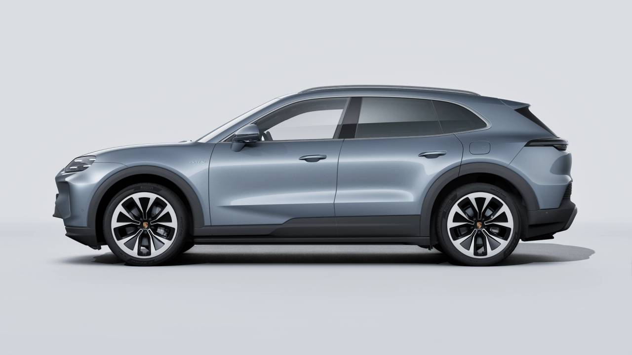 Thumbnail: 2026 Porsche Cayenne - 2