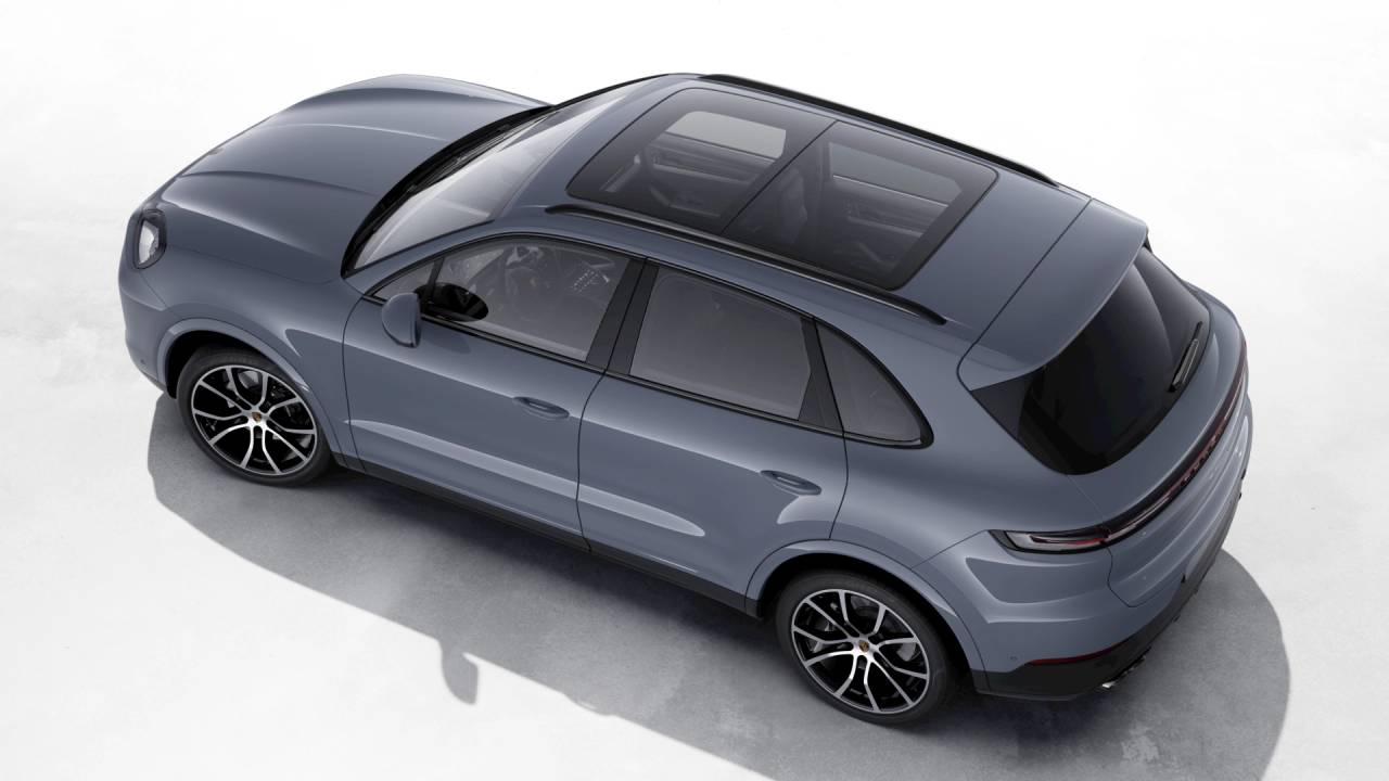 Thumbnail: 2026 Porsche Cayenne - 4