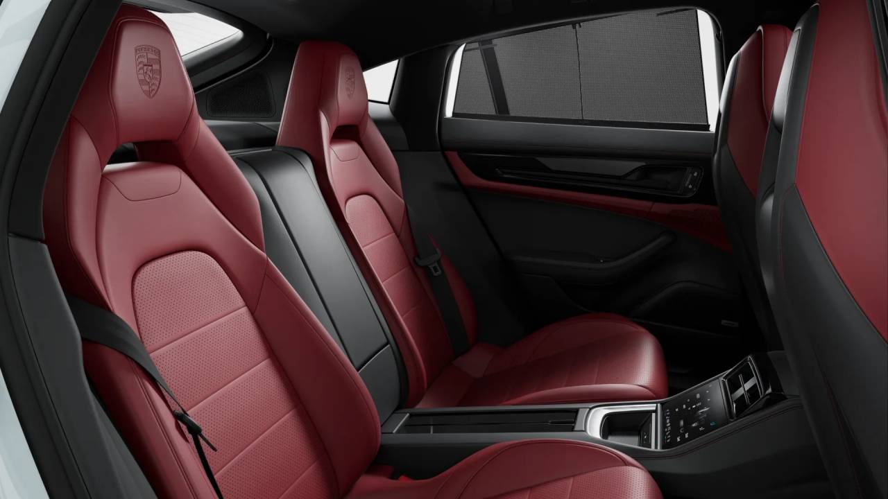 Thumbnail: 2025 Porsche Panamera - 11
