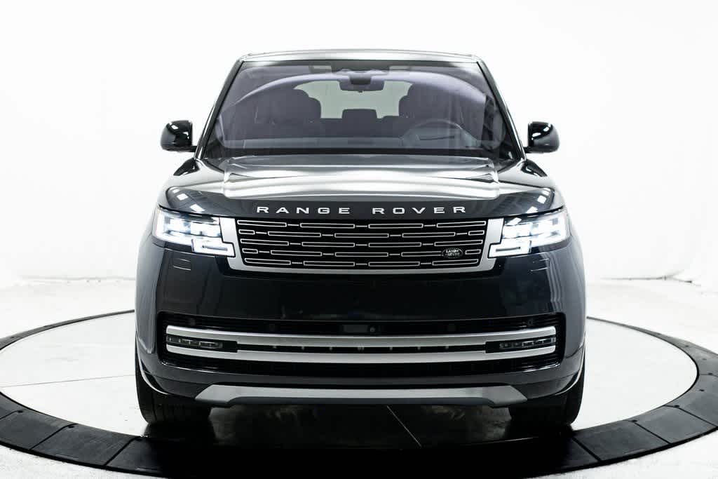 Thumbnail: 2023 Land Rover Range Rover - 10