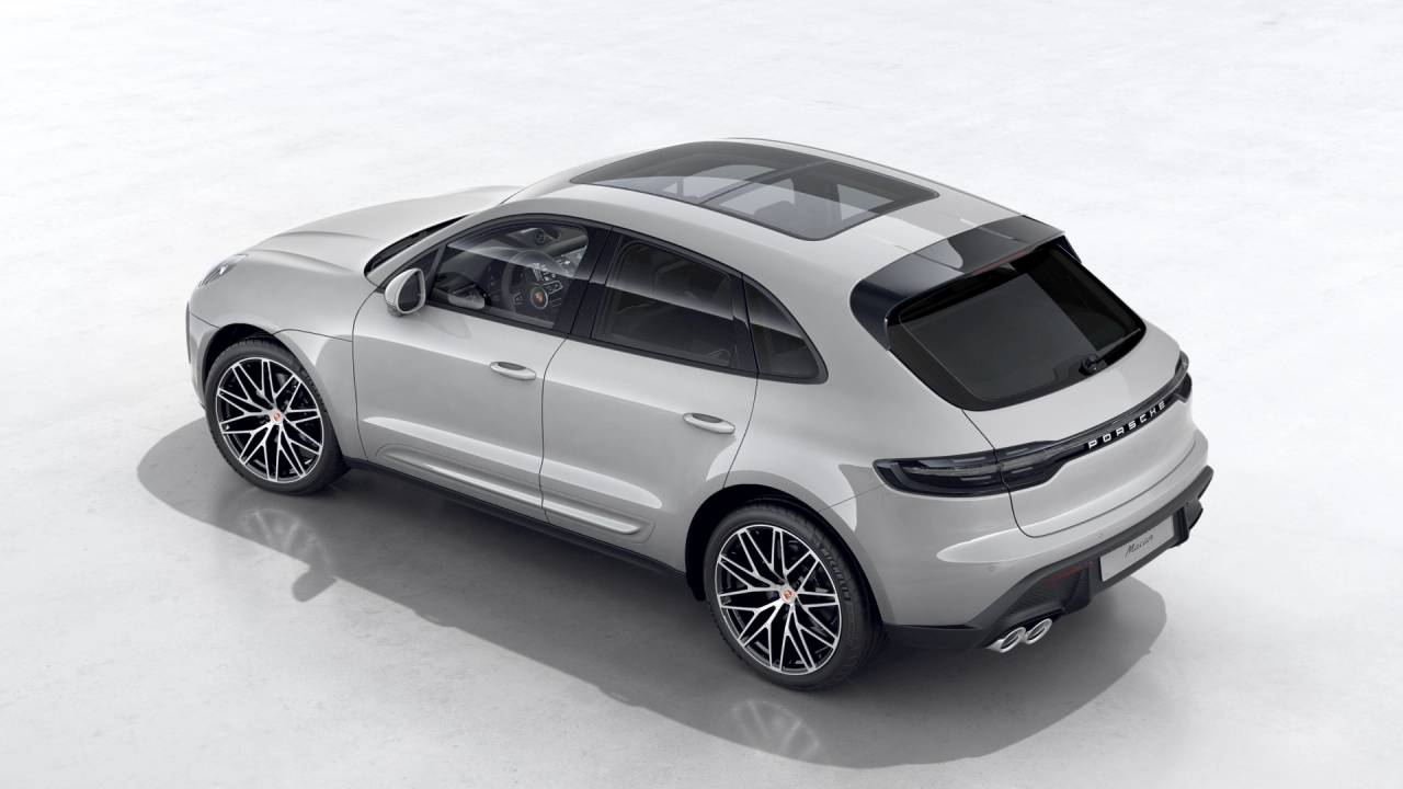 Thumbnail: 2026 Porsche Macan - 4