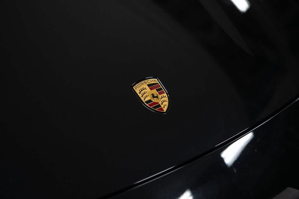 Thumbnail: 2023 Porsche Taycan - 2
