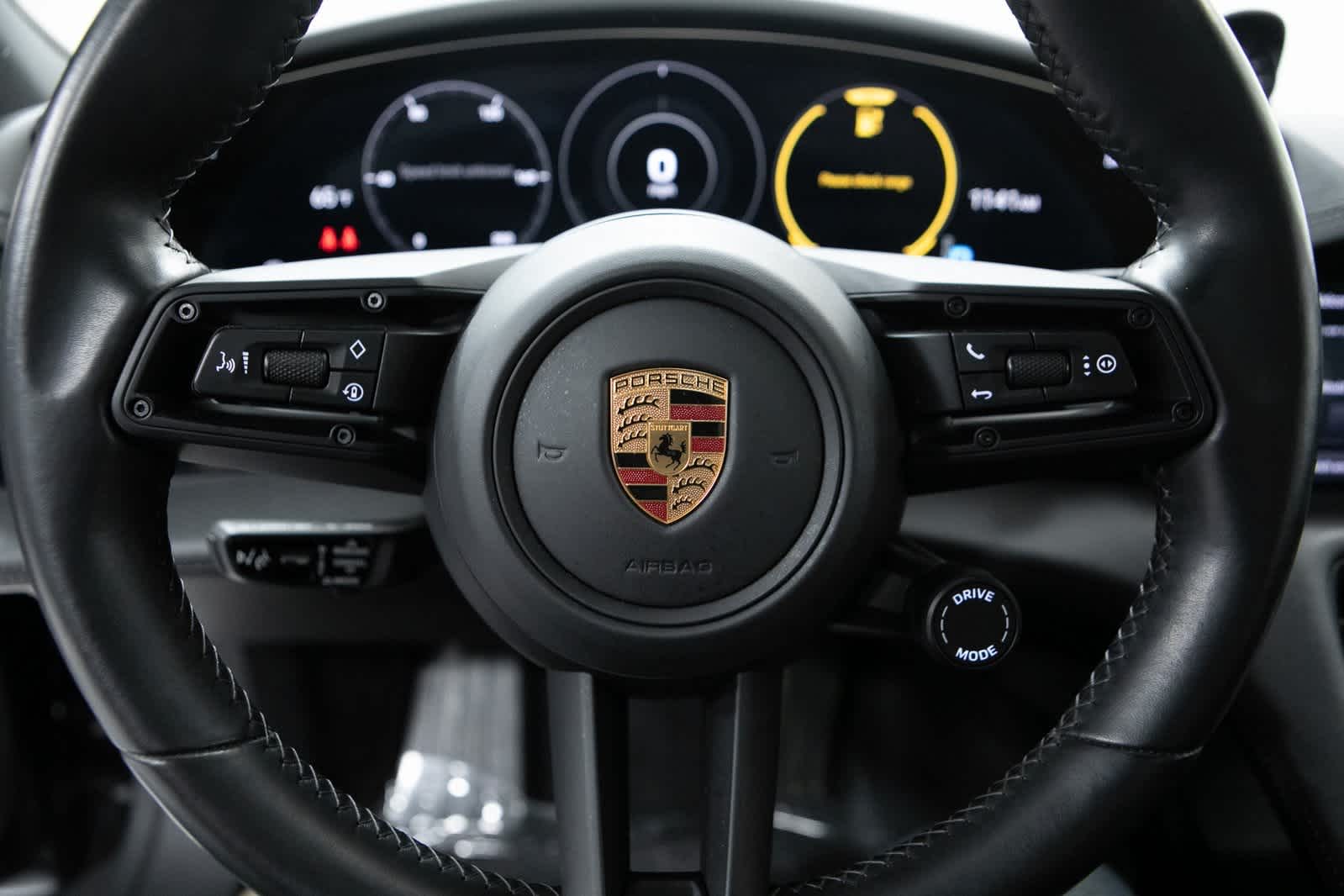 Thumbnail: 2022 Porsche Taycan - 14