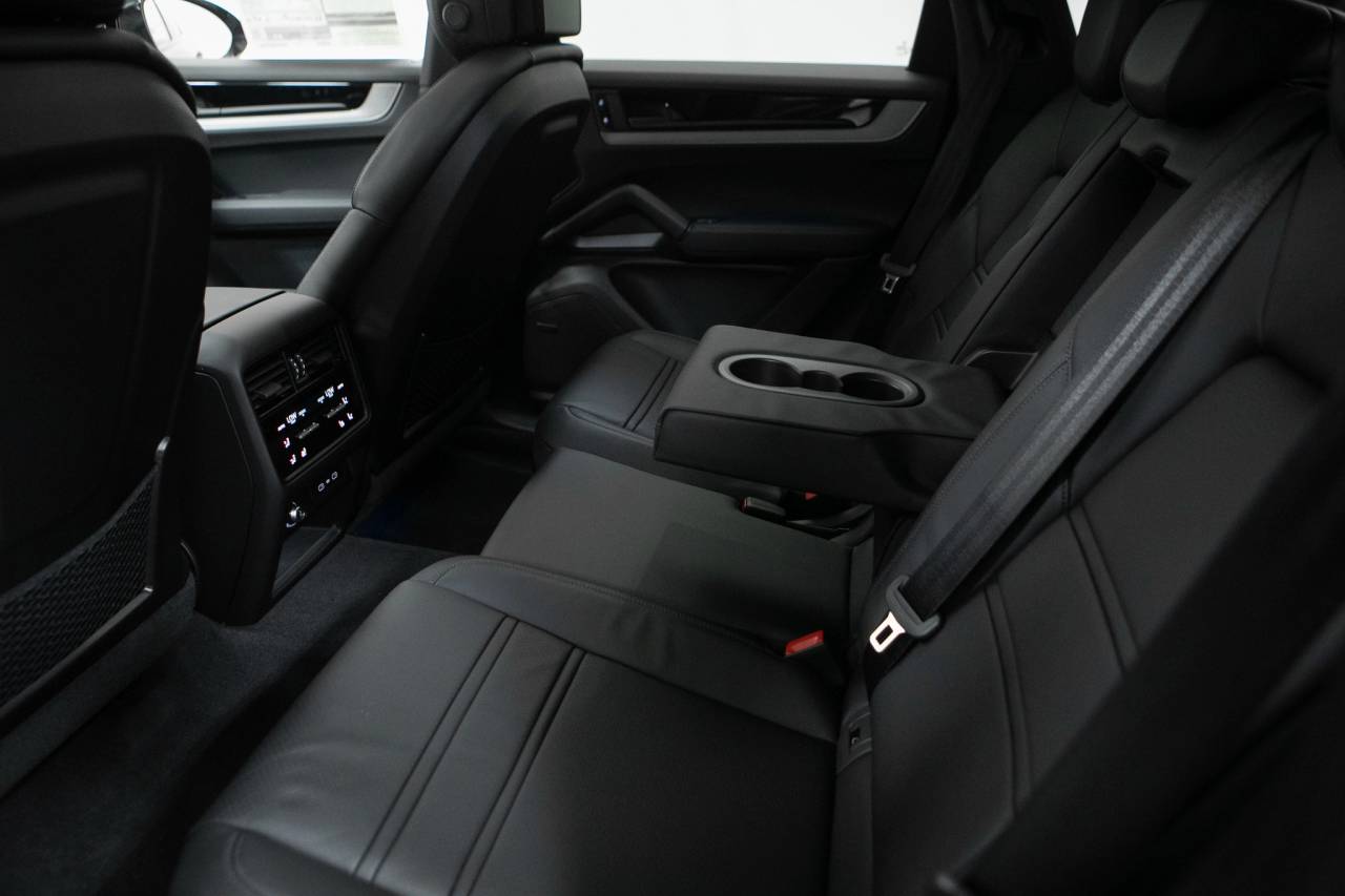 Thumbnail: 2026 Porsche  - 38