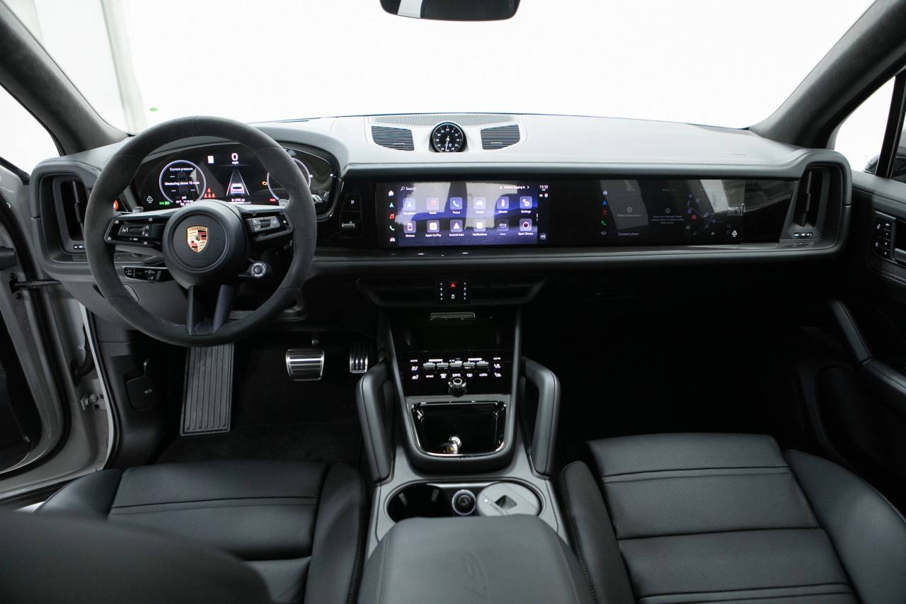 Thumbnail: 2026 Porsche Cayenne - 20