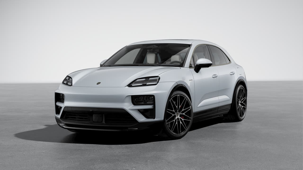 Thumbnail: 2026 Porsche Macan - 1