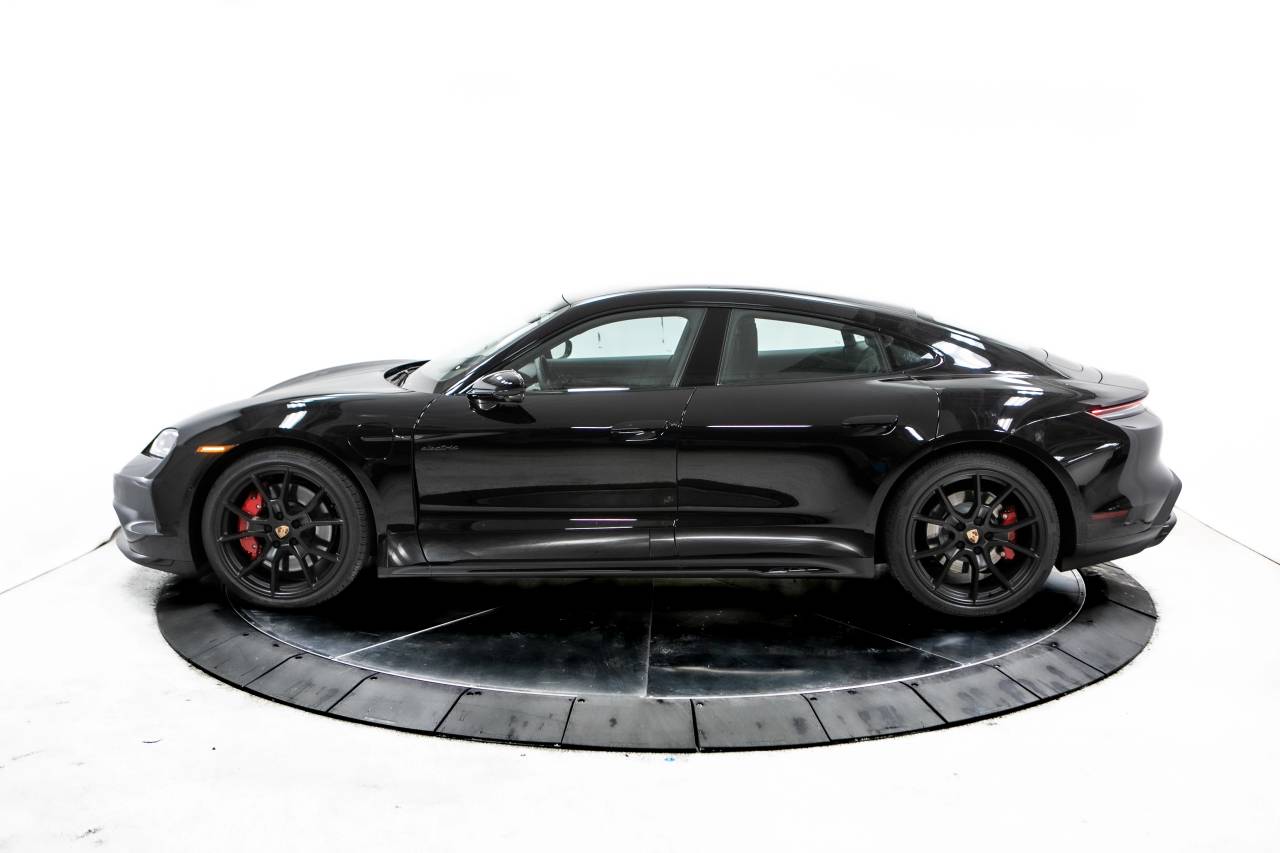 Thumbnail: 2025 Porsche Taycan - 2