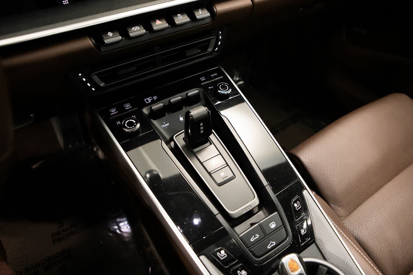 Thumbnail: 2021 Porsche 911 - 22