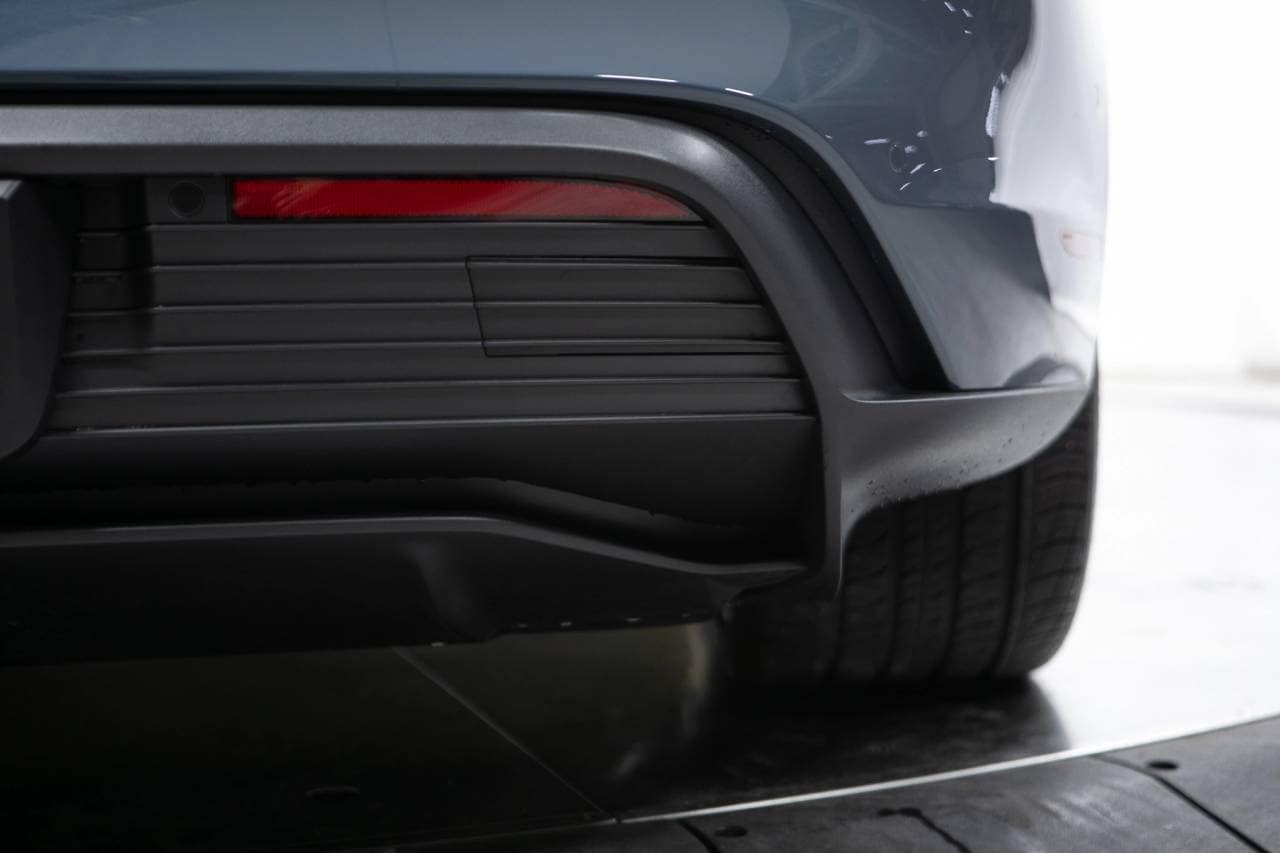 Thumbnail: 2026 Porsche Taycan - 17