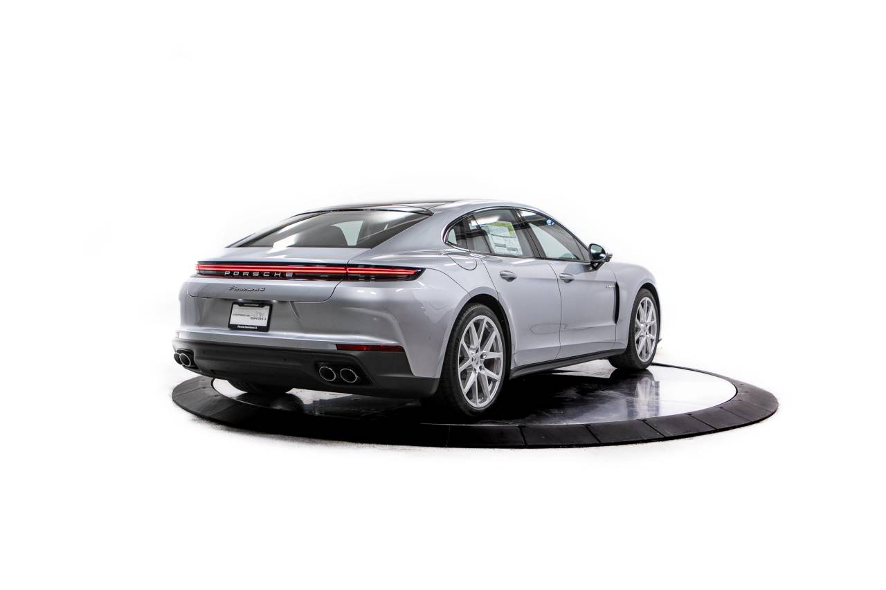 Thumbnail: 2026 Porsche Panamera - 7