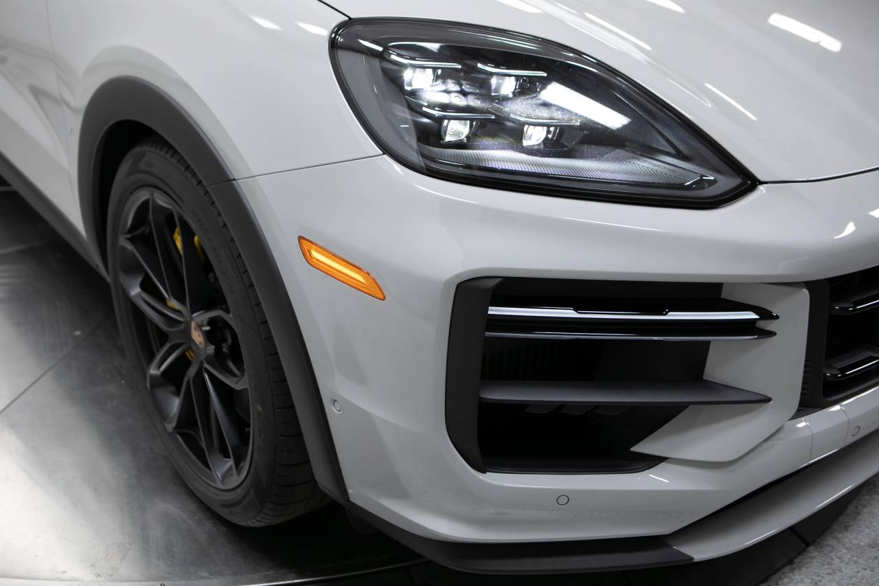 Thumbnail: 2026 Porsche  - 12