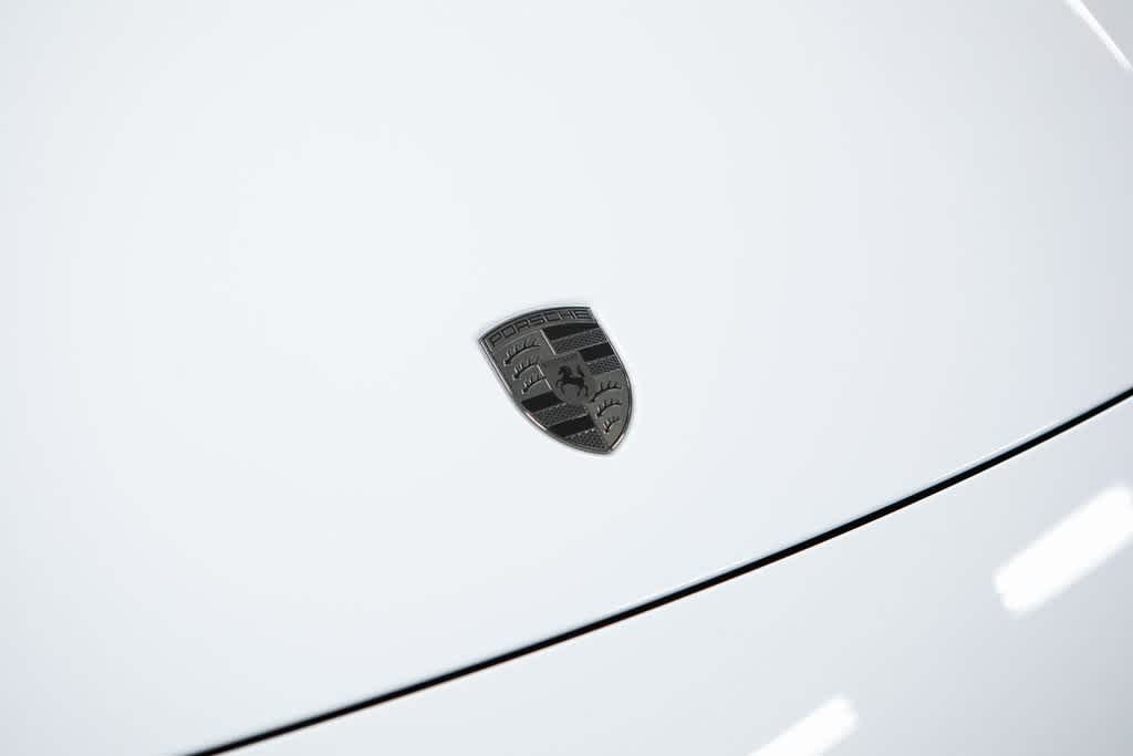 Thumbnail: 2025 Porsche Macan - 20