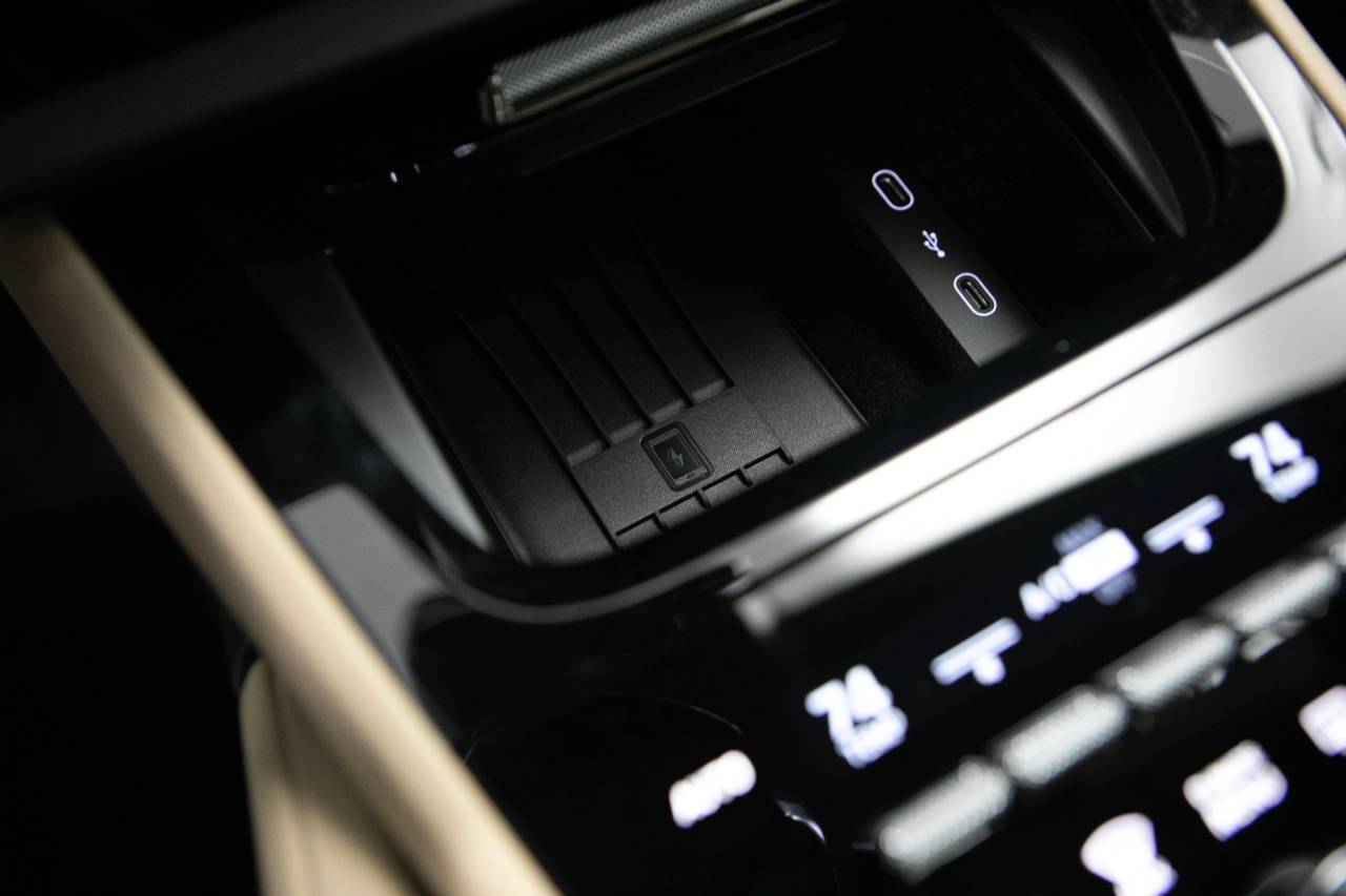 Thumbnail: 2026 Porsche Cayenne - 30