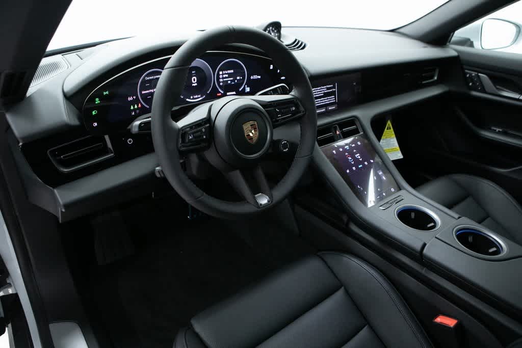 Thumbnail: 2025 Porsche Taycan - 4