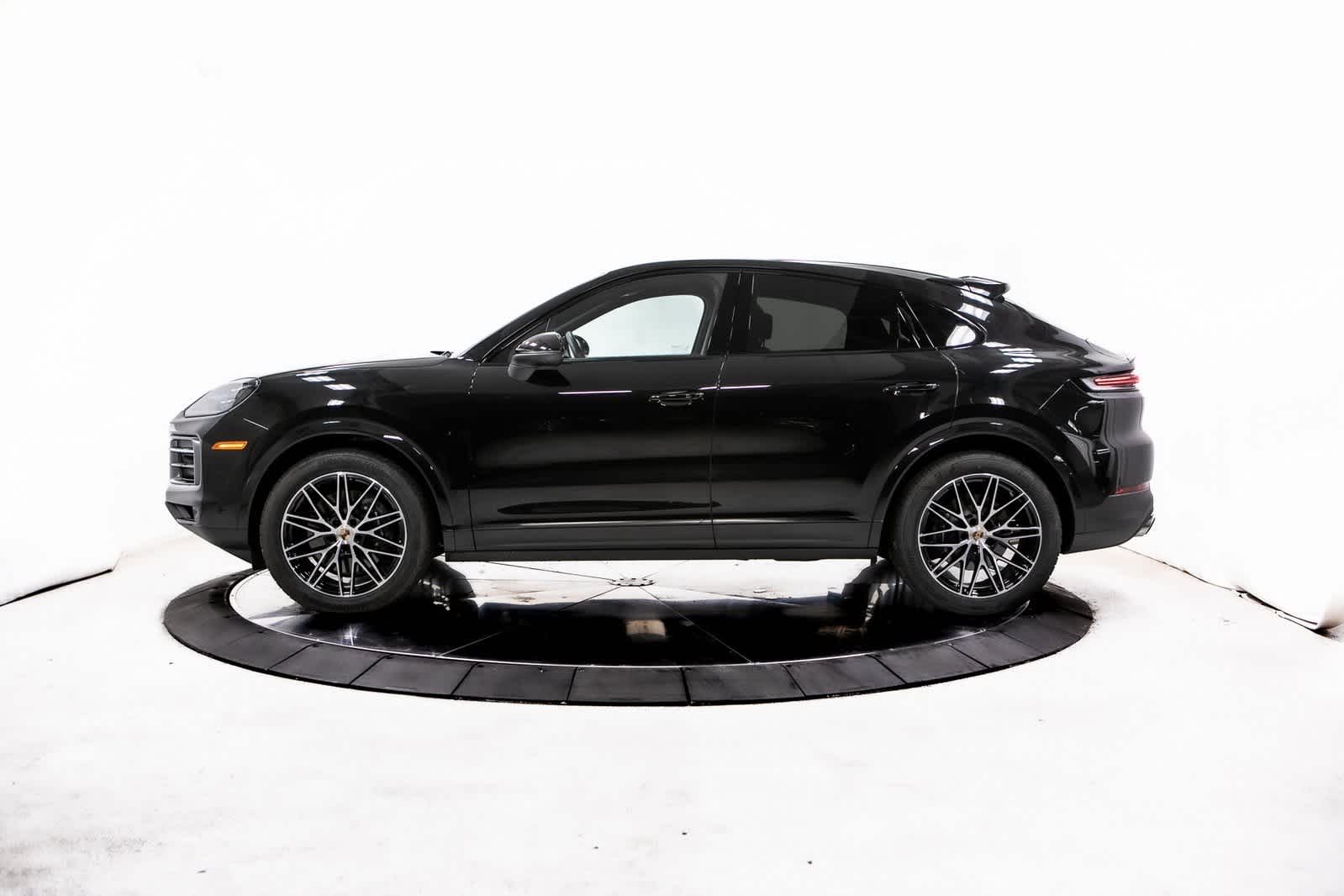 Thumbnail: 2025 Porsche Cayenne - 2