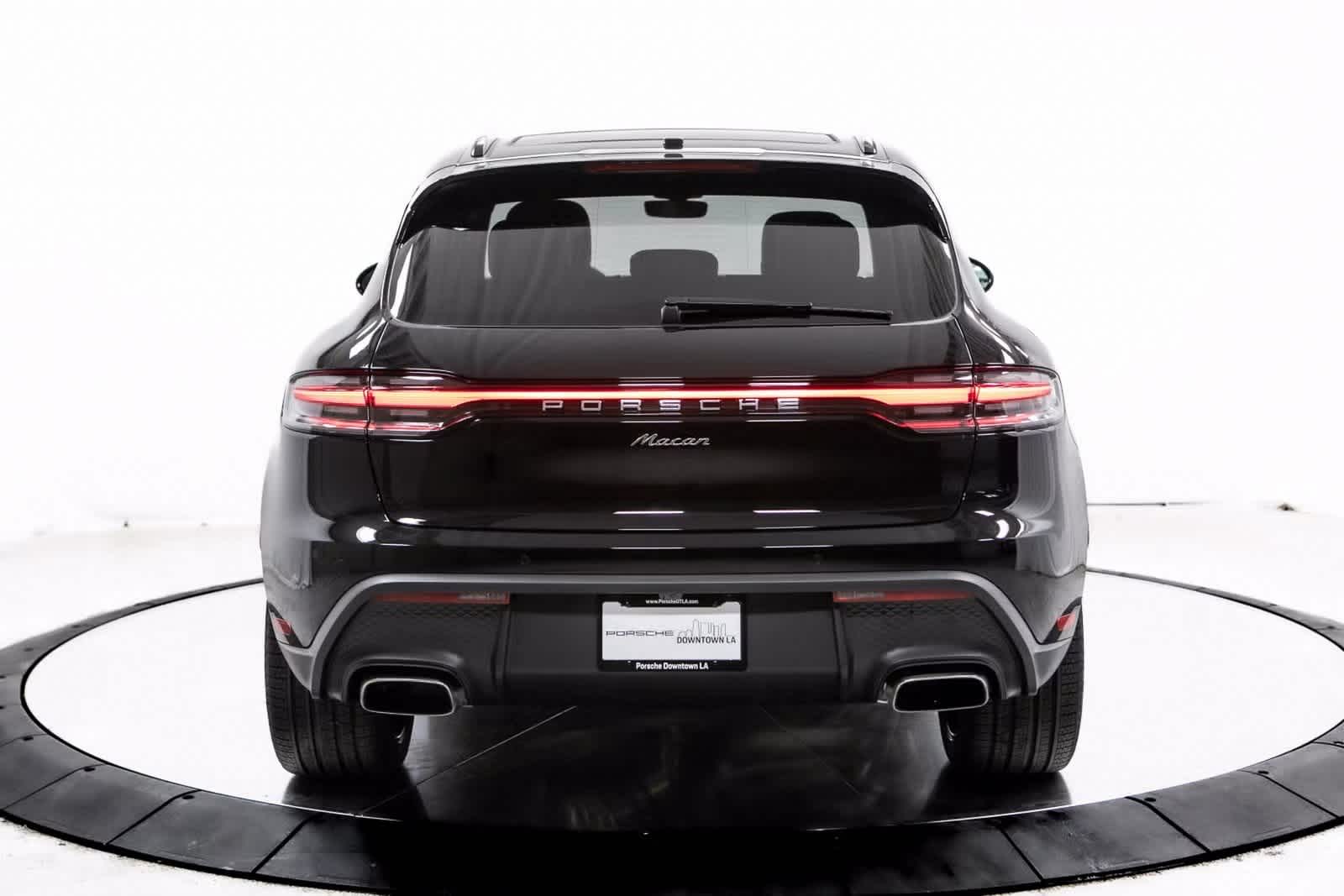 Thumbnail: 2025 Porsche Macan - 6