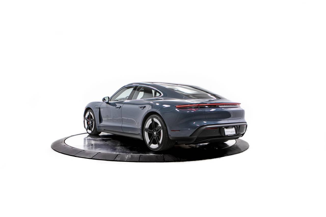 Thumbnail: 2026 Porsche Taycan - 3