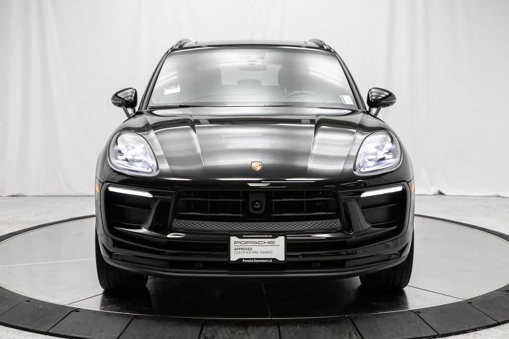 Thumbnail: 2024 Porsche Macan - 10