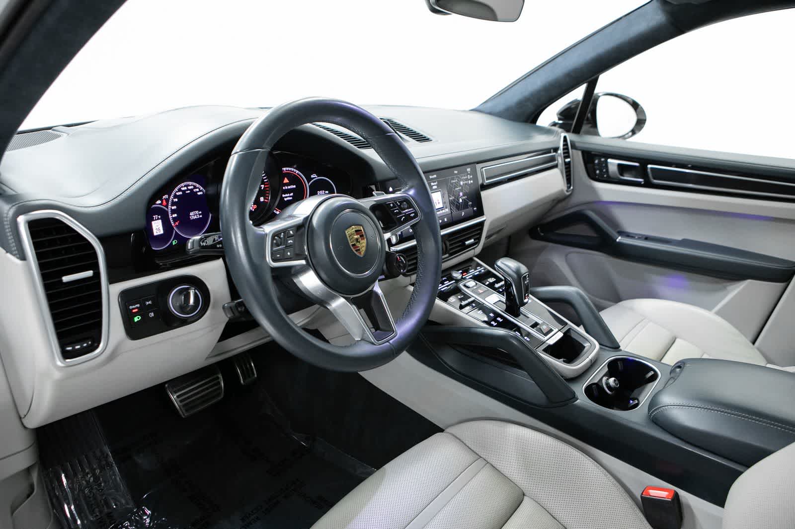 Thumbnail: 2023 Porsche Cayenne - 4
