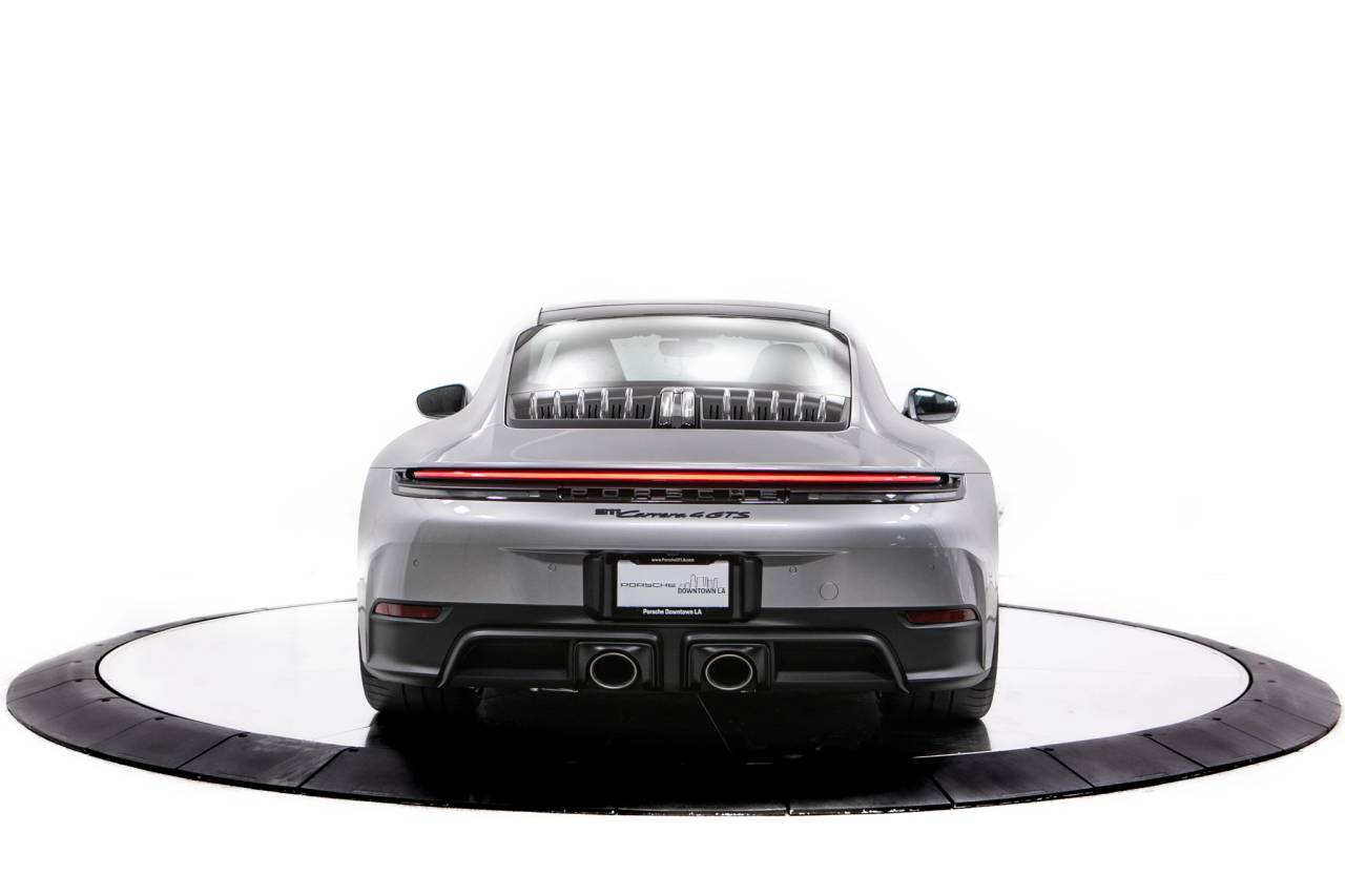 Thumbnail: 2026 Porsche 911 - 6